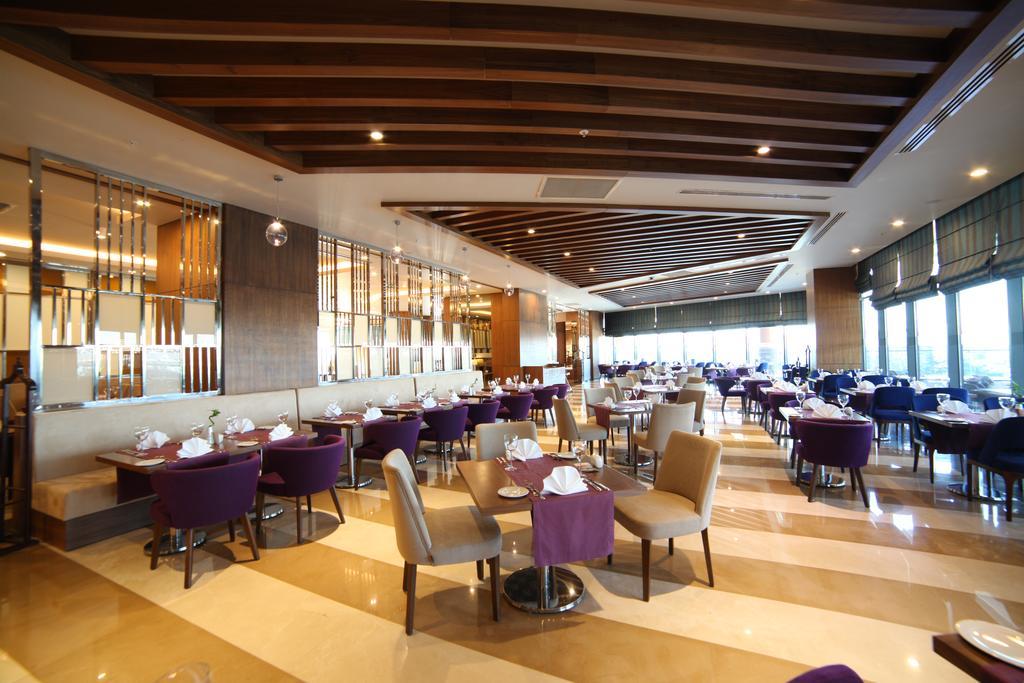 מלון Ramada Plaza By Wyndham קוניה מראה חיצוני תמונה
