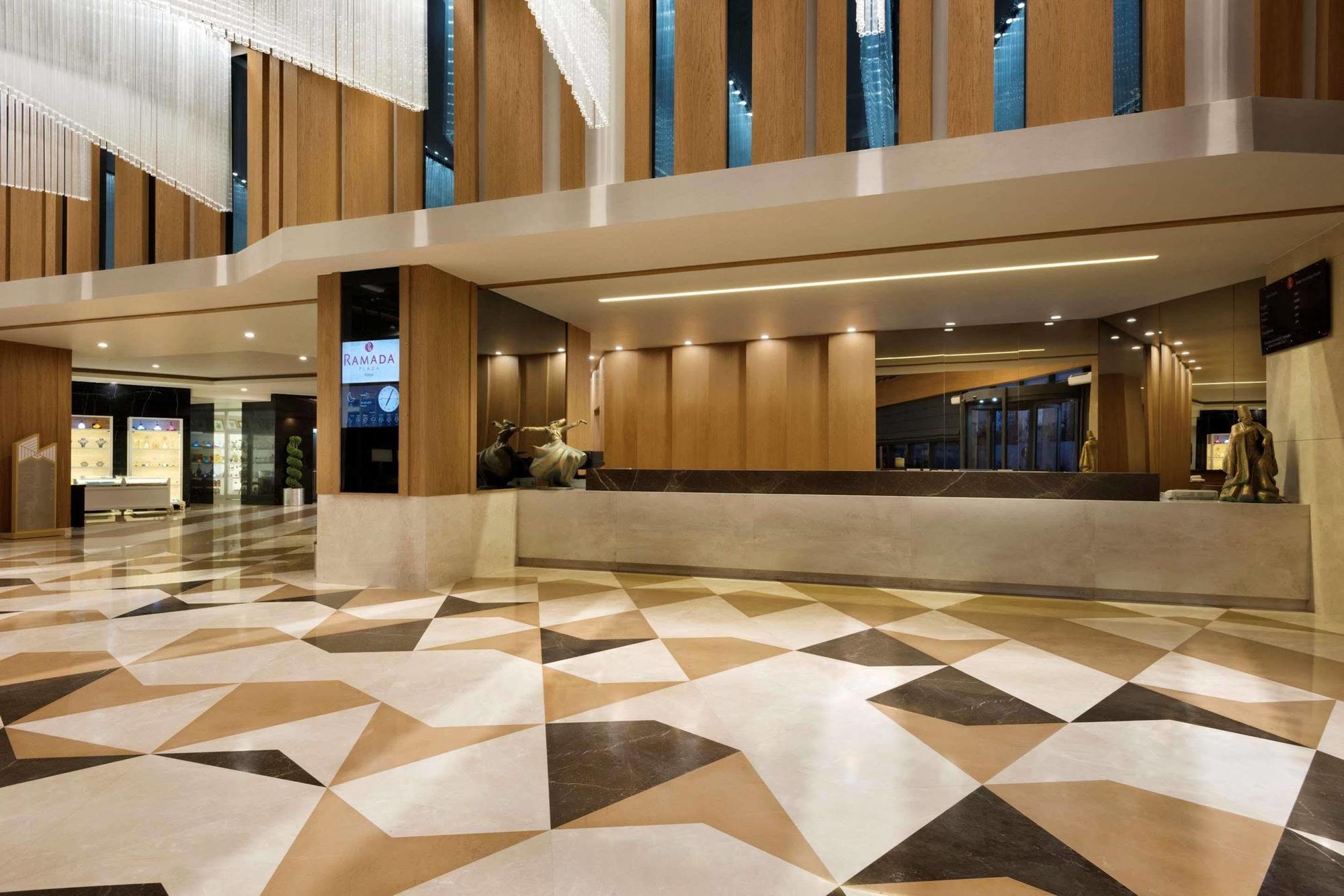 מלון Ramada Plaza By Wyndham קוניה מראה חיצוני תמונה